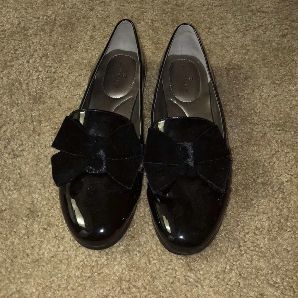 Black flats